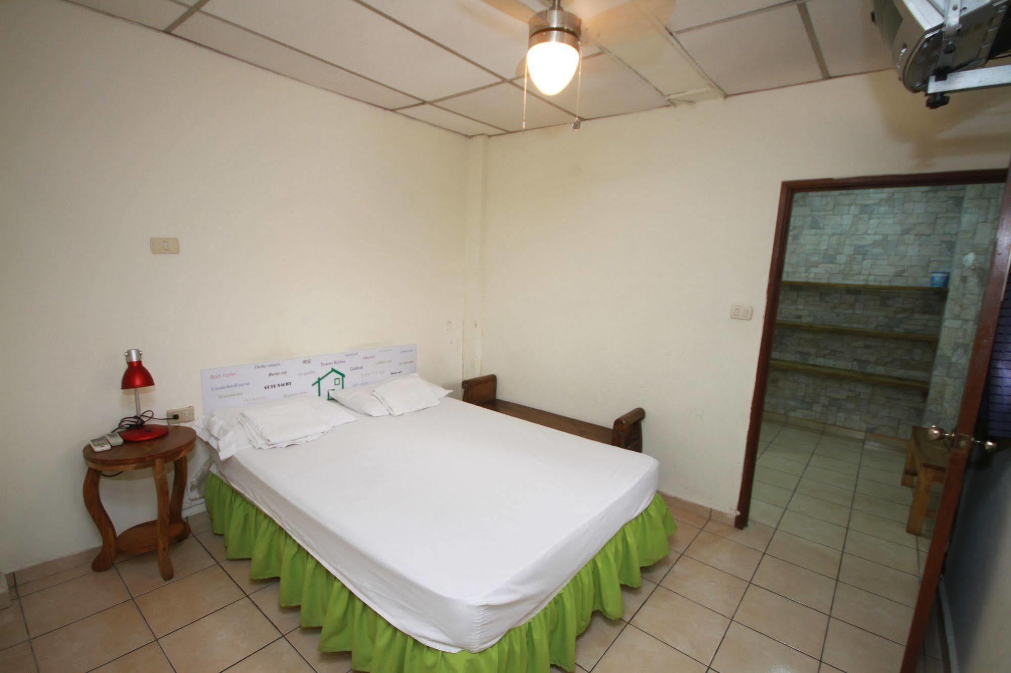 Hostal Casa Verde Санта-Ана Экстерьер фото